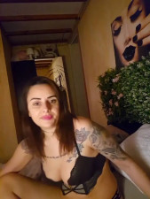 Watch brune_caliente recorded live streams from Stripchat on 2025/03/25, Cam Archive