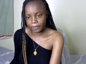 ebony_liza