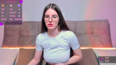 Watch ariellateska recorded live streams from Chaturbate on 2025/03/26, Cam Archive