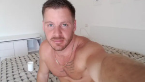 SexyandMarried1