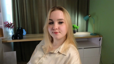 Watch LinnBetters recorded live streams from Stripchat on 2025/03/26, Cam Archive