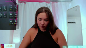 Eva__rose_