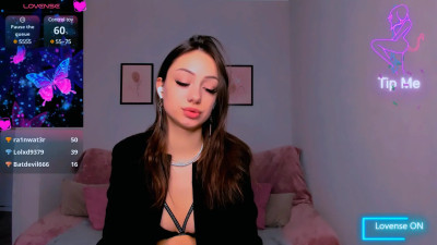Watch _Kamila_17 recorded live streams from Stripchat on 2025/03/26, Cam Archive