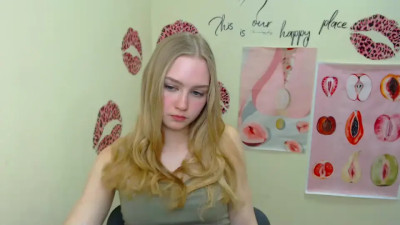 Watch _mademoiselle_e recorded live streams from Chaturbate on 2025/03/27, Cam Archive