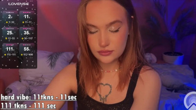 Watch CarolineLovers recorded live streams from Stripchat on 2025/03/27, Cam Archive