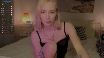 Watch lilpupsonish recorded live streams from Chaturbate on 2025/03/29, Cam Archive