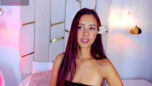 Scarlet_Kross