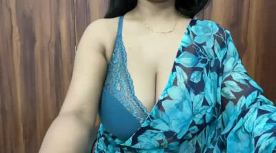 Watch julie_08 recorded live streams from Stripchat on 2025/04/01, Cam Archive