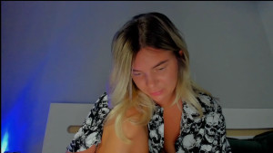 lallie_