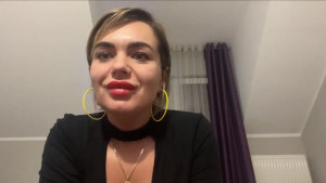 jenny_play1