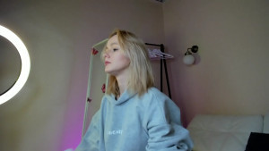 BlondyLily