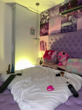 Watch Vivi_prinncess recorded live streams from Stripchat on 2025/04/23, Cam Archive