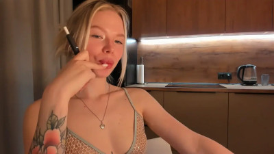 Watch Olivia_Bells recorded live streams from Stripchat on 2025/04/23, Cam Archive