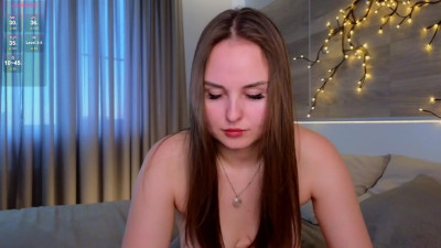 Watch OctaviaHamron recorded live streams from Stripchat on 2025/05/03, Cam Archive