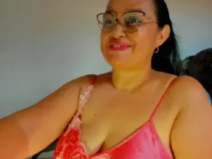 Gia_Nahomi